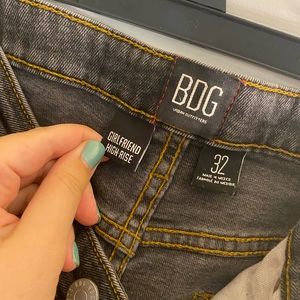 BDG girlfriend high rise jeans - size 32